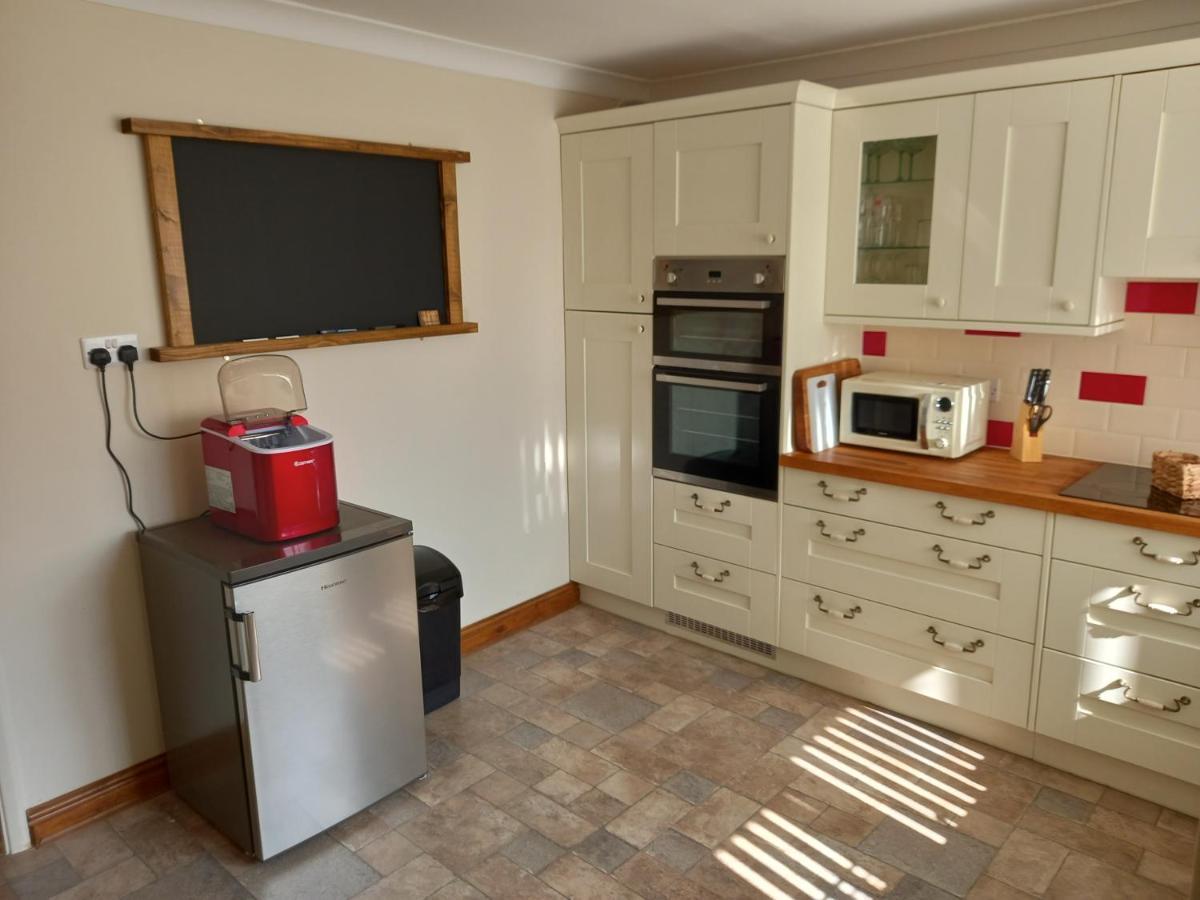 קינגסטון אפון הול Pet Friendly Beautiful Detached Cottage Close To Spurn Point, Easington And Withersea מראה חיצוני תמונה